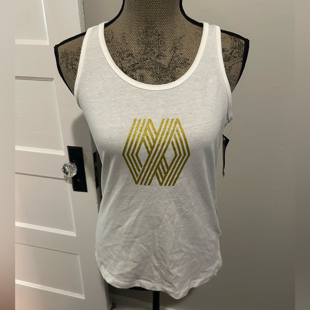 NWT Mayweather White Razorback Tank Top with Gold Graphic